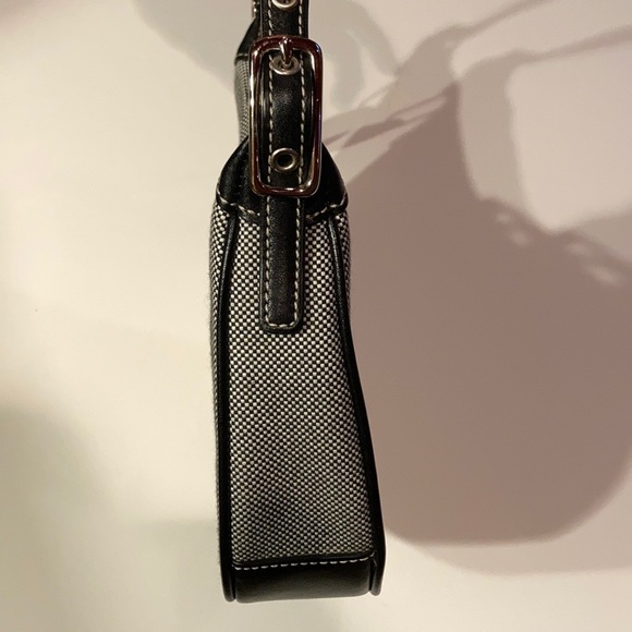 Vintage Coach herringbone purse - Picture 7 of 8